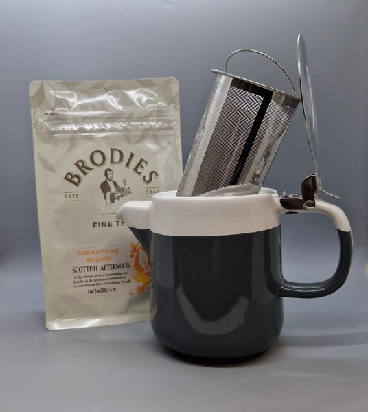 Loose Leaf Tea & Ceramic Teapot Gift Set - Well Roasted Coffee